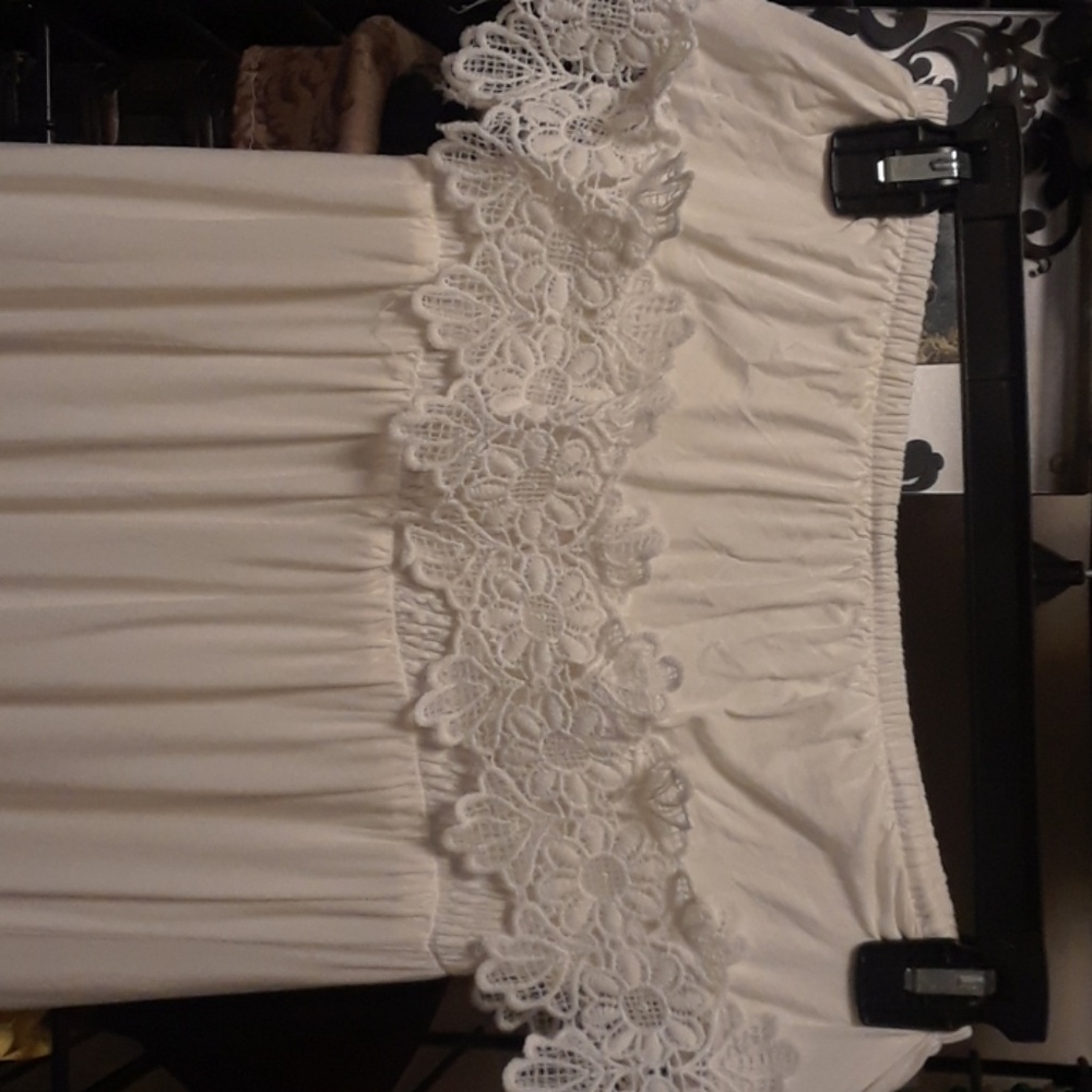 Dress - Picture 2 of 4